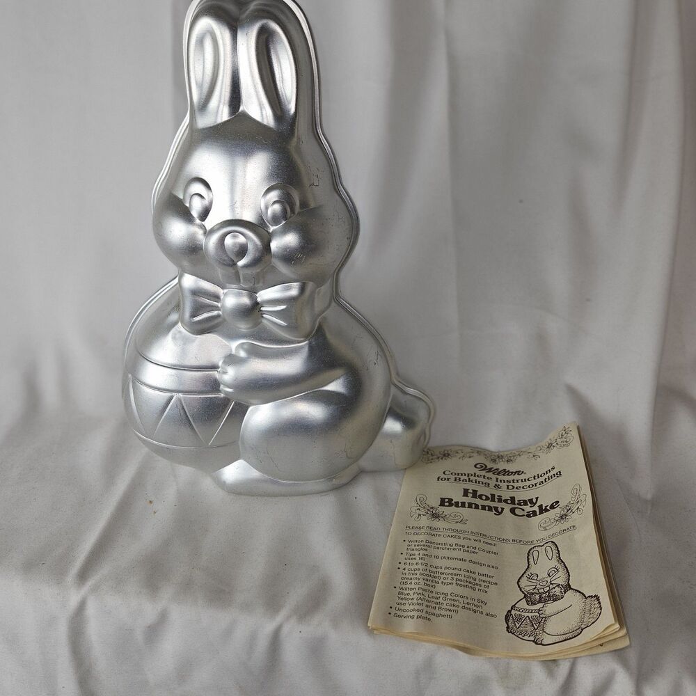 Easter Bunny Rabbit Baking Cake Pan 3D Mold Wilton 1984 #502-3452 Spring...